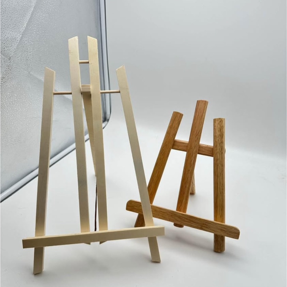 Wooden Display Easels Set